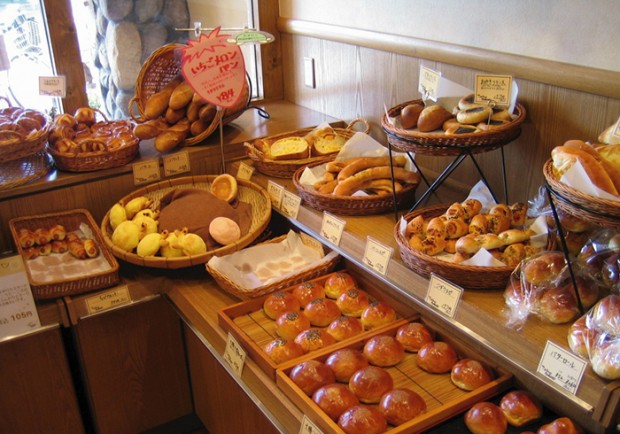 panaderia-totoro-japonshop08-620x434.jpg