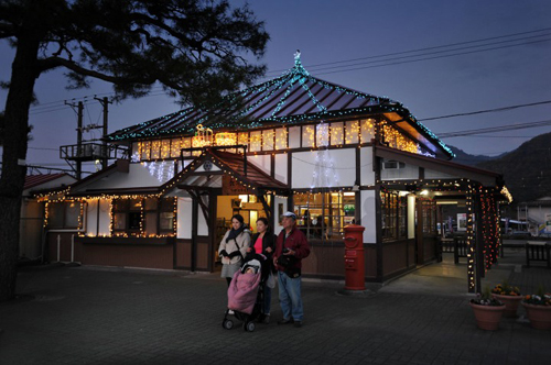 nagatoro_station_night_1.jpg