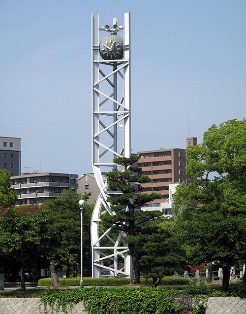 reloj_hiroshima_japonpop04.jpg