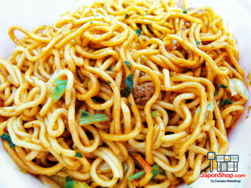 ufo_ternera_yakisoba_japones_japonshop010.png
