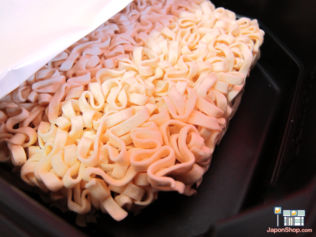 yakisoba_maruchan_cheddar_06_japonshop.png
