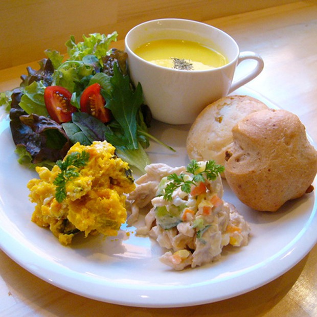 cafeteria-siesta-tokyo07.jpg