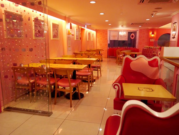 hello-kitty-cafeteria-09japonshop.jpg