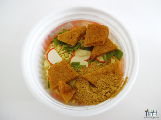 udon-kitsune-naruto-japonshop011-620x465.png