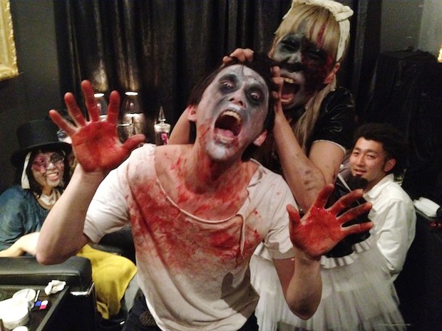zombi-cafeteria-japonshop010.jpg