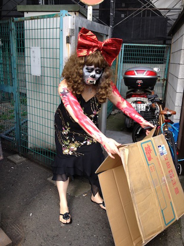zombi-cafeteria-japonshop06.jpg