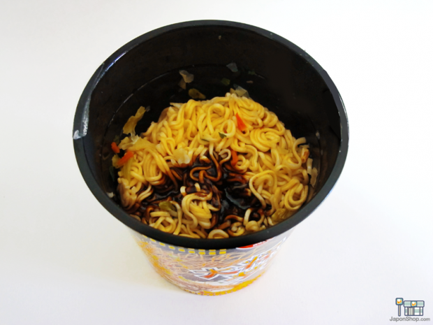 yakisoba-nissin-wok-japonshop016-620x465.png