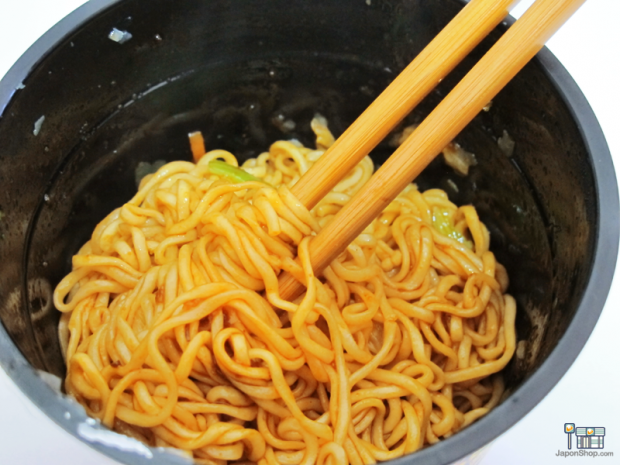 yakisoba-nissin-wok-japonshop024-620x465.png