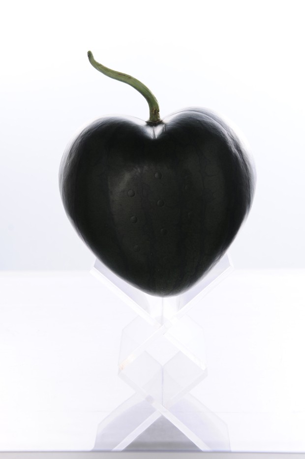 sandia-japonesa-forma-corazon-japonshop.jpg