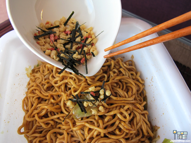 yakisoba-tokyo-asakusa-japones-japonshop02-620x465.png