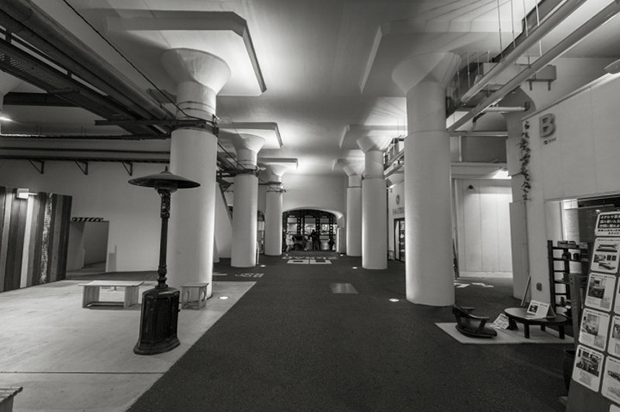 galeria-comercial-bajo-puente-tren-tokyo-japonshop05.png