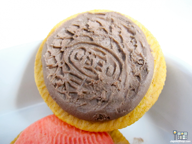 galletas-oreo-golden-triple-double-neapolitan-fresa-chocolate-japonshop014-620x465.png