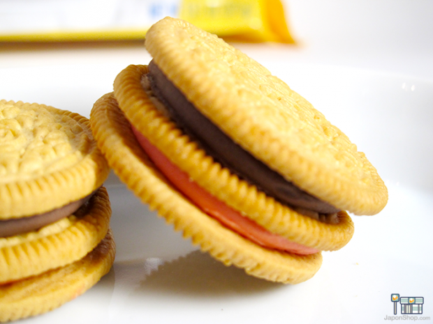 galletas-oreo-golden-triple-double-neapolitan-fresa-chocolate-japonshop09-620x465.png