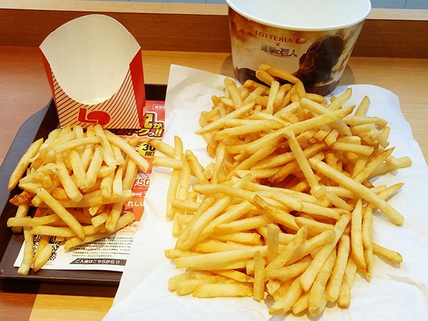 hamburguesa-ataque-a-los-titanes-japon-japonshop0121.jpg