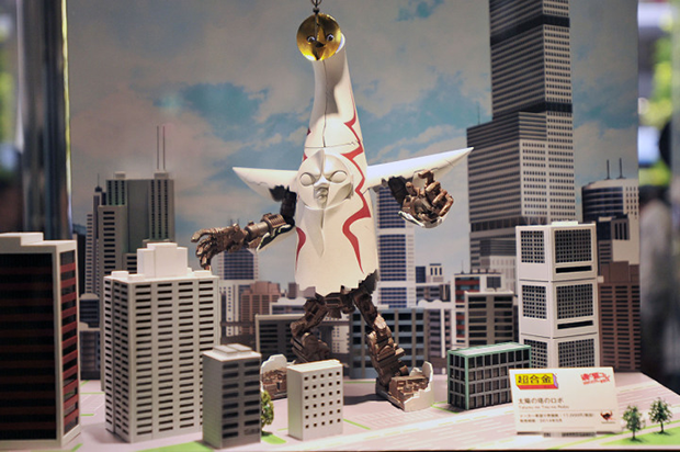 torre-del-sol-osaka-robot-japon-japonshop06.png