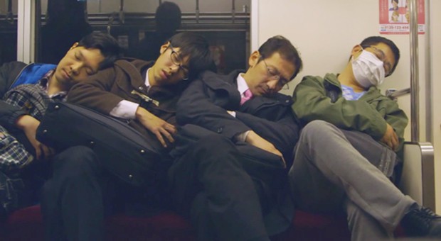 japoneses-durmiendo-japonshop03.jpg
