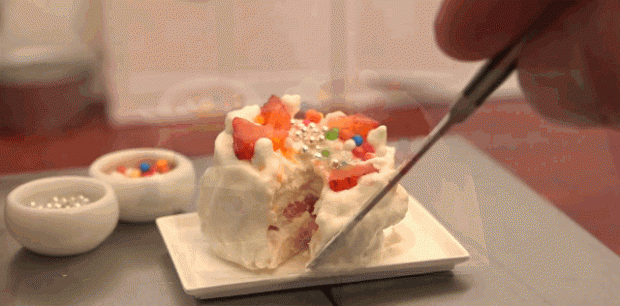 mini-cake-620x306.gif