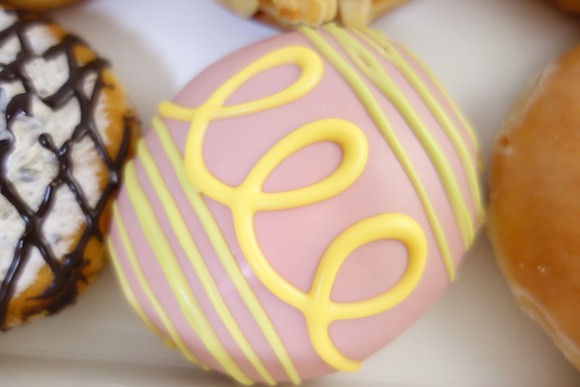 krispy-kreme-easter10.jpg