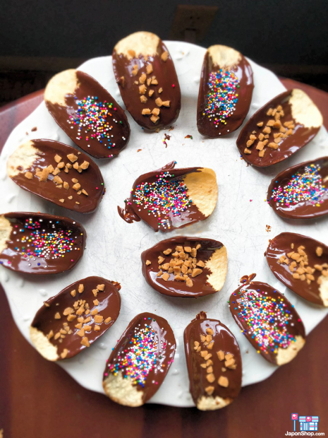Bacon-chocolate-Pringles27-japonshop-465x620.png