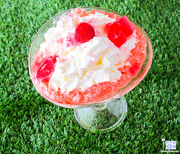 fanta-helado-fresa-japonshop07-620x530.png
