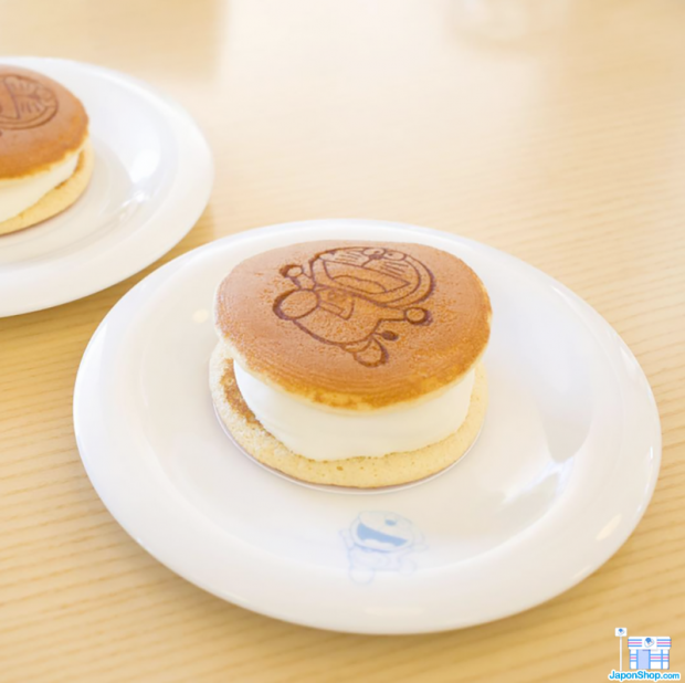 dorayaki-doraemon-helado02-620x618.png
