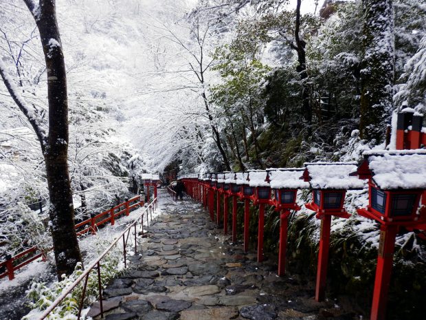 345649_kyoto-snow-620x465.jpg