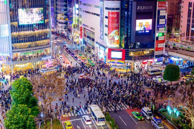 tokyo-shibuya-crossing-194379-620x413.jpg