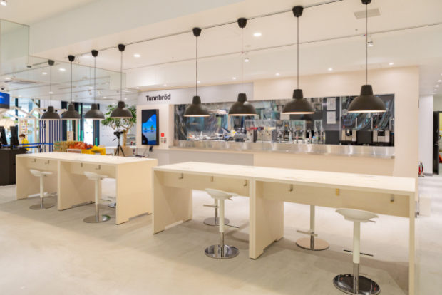 Ikea-Harajuku-Urban-Store3-620x414.jpg
