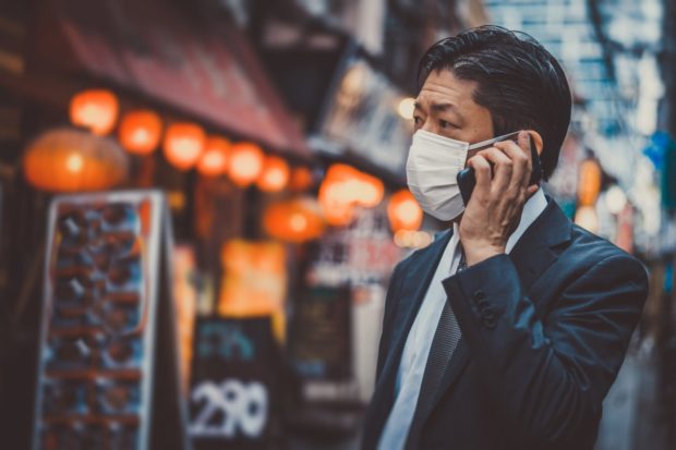 Japanese-Face-Mask-620x413.jpg