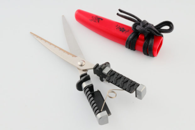 Katana-Tijeras-Japonshop-11-620x414.jpg