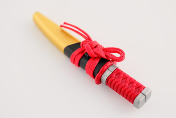 Katana-Tijeras-Japonshop-4-620x414.jpg