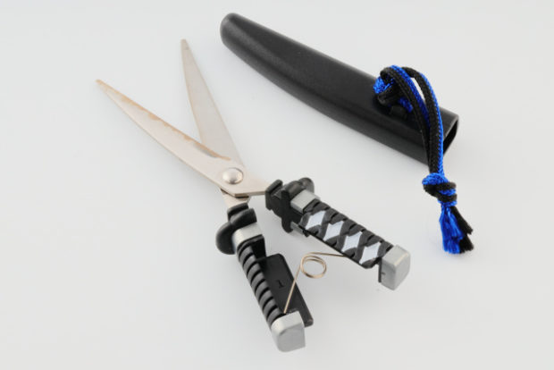 Katana-Tijeras-Japonshop-7-620x414.jpg