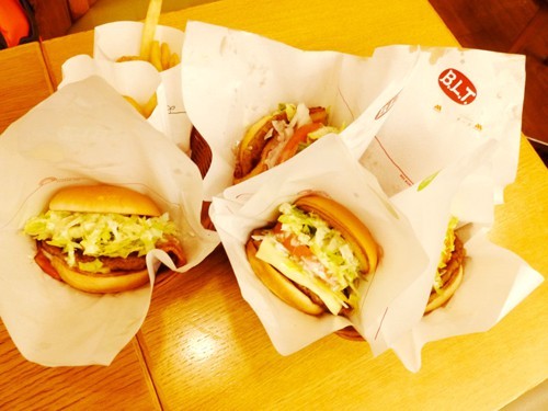 En Japón empieza la Guerra de las Hamburguesas