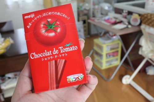 Combini Lovers: Barritas Chocotomate de Meiji