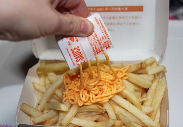 Las patatas de Mc Donald's con "noodles" de queso 
