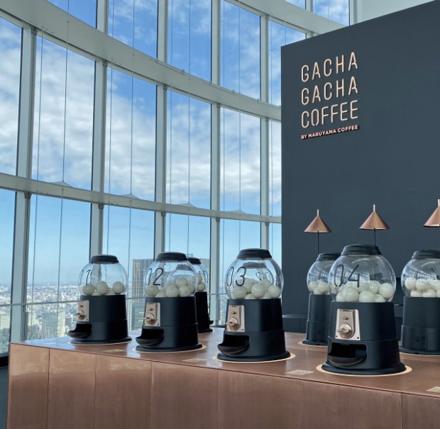 Gacha gacha coffe!! ¿Cuál tocará? Gashapon Cafe Japón