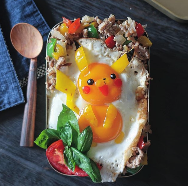 ¡Una mamá japonesa en Instagram nos flipa haciendo arte con huevos!