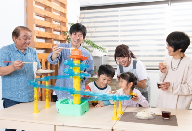 ¡Takara Tommy Noodle Slider!! Fideos de ramen para jugar y disfrutar!