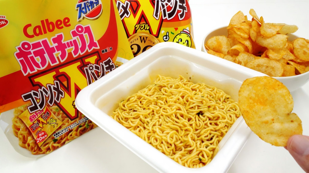 COLABO: YAKISOBA DE PATATAS FRITAS CALBEE. YA DISPONIBLE EN JAPONSHOP.COM