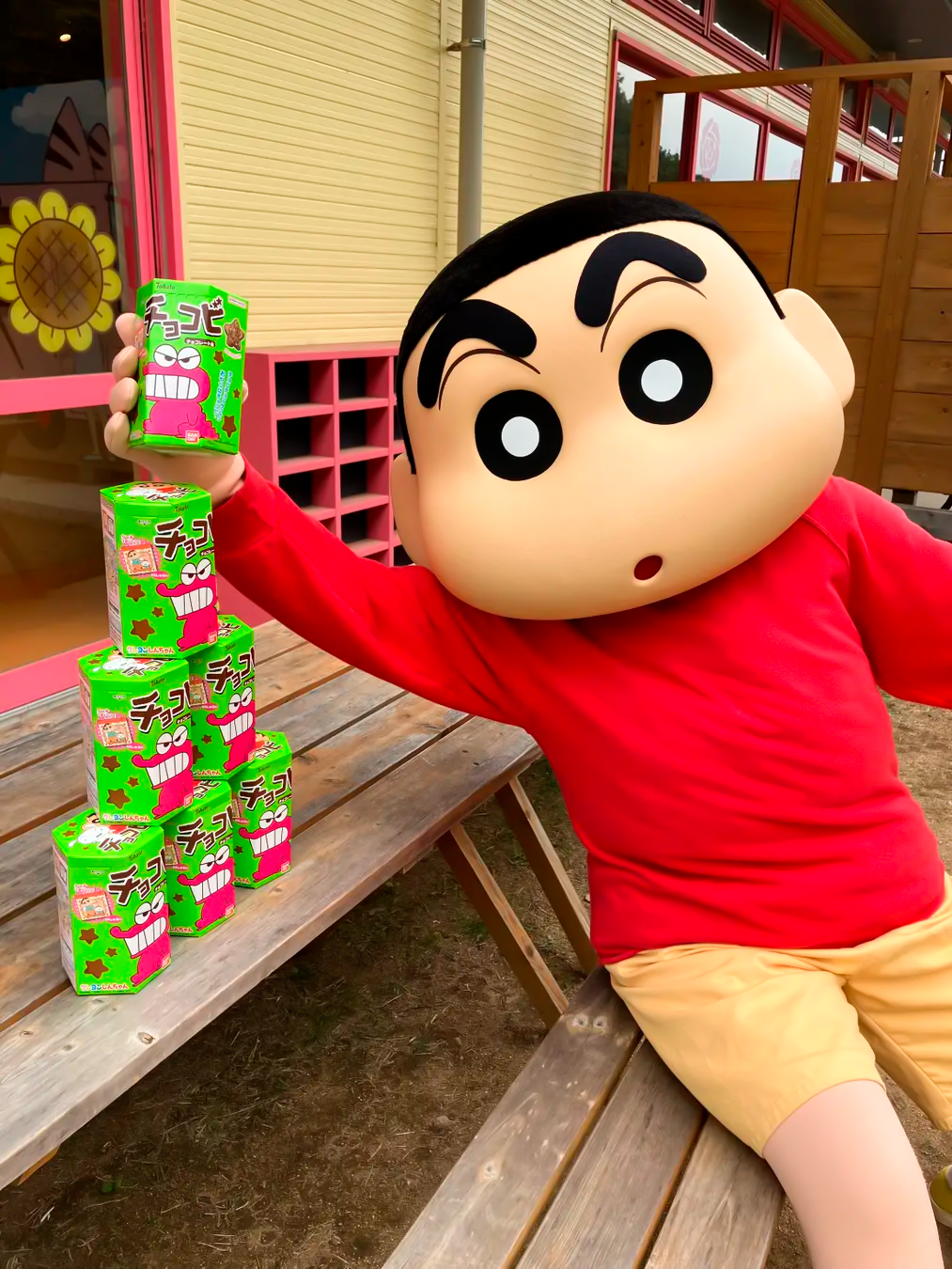 CHOCOBI-LAS GALLETAS DE SHIN-CHAN QUE SALTARON DEL ANIME A LA VIDA REAL