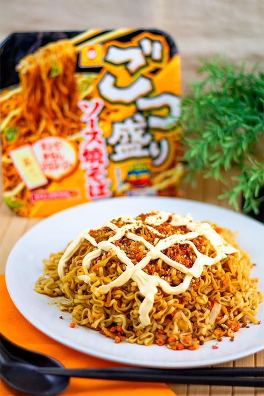 Fideos Yakisoba Matsuri con Mayonesa Kewpie 171g.